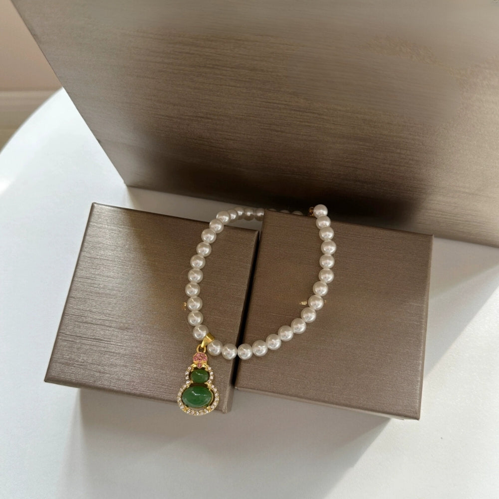 Oceanic Dreamstone - Pearl Jade Cat Necklace